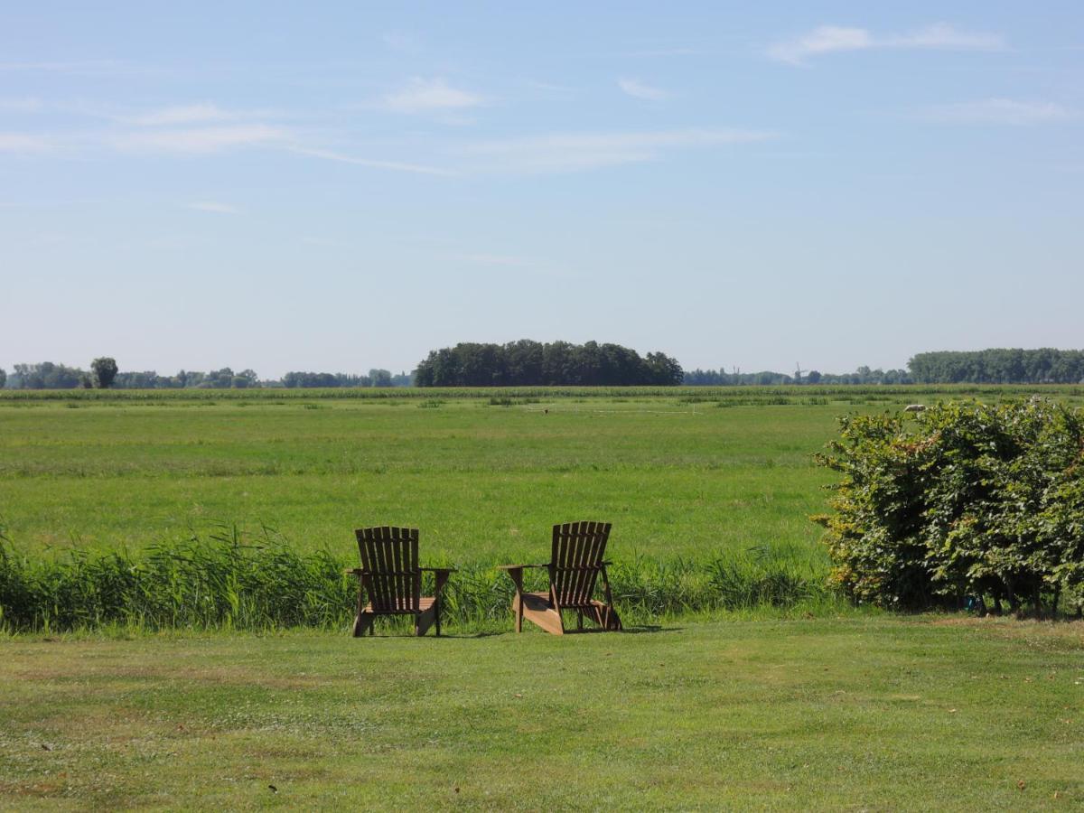Bed & Breakfast De Bodderie Nieuwland  ภายนอก รูปภาพ