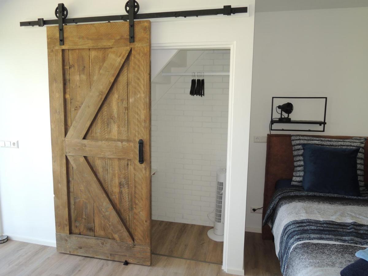 Bed & Breakfast De Bodderie Nieuwland  ภายนอก รูปภาพ